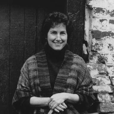 Maggie Sansone