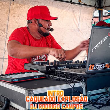 DJ Rodrigo Campos