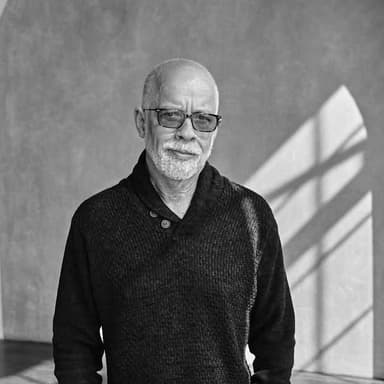 Dan Hill
