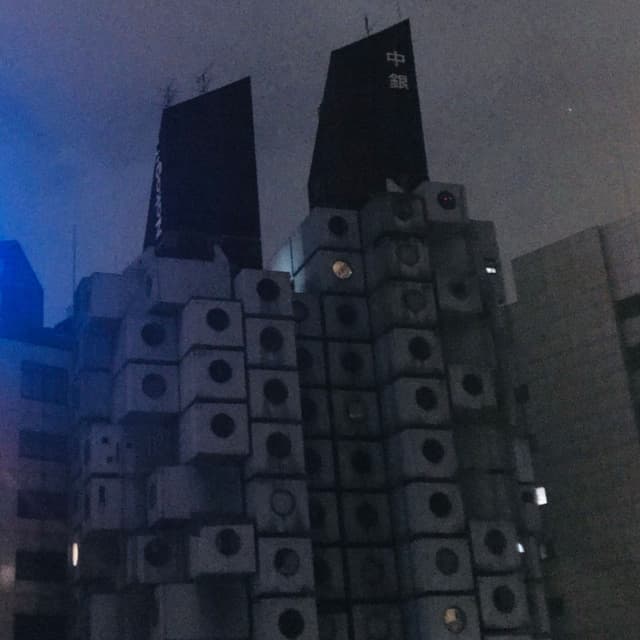 Leave under the cover of darkness (Remix)