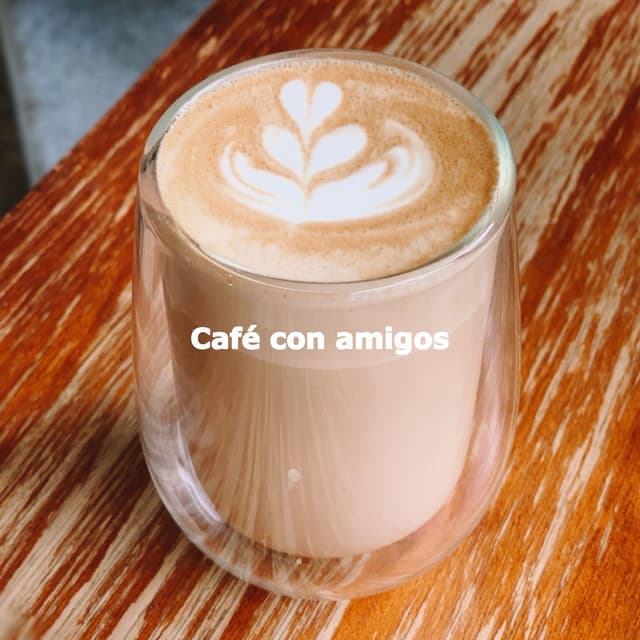 Café con amigos