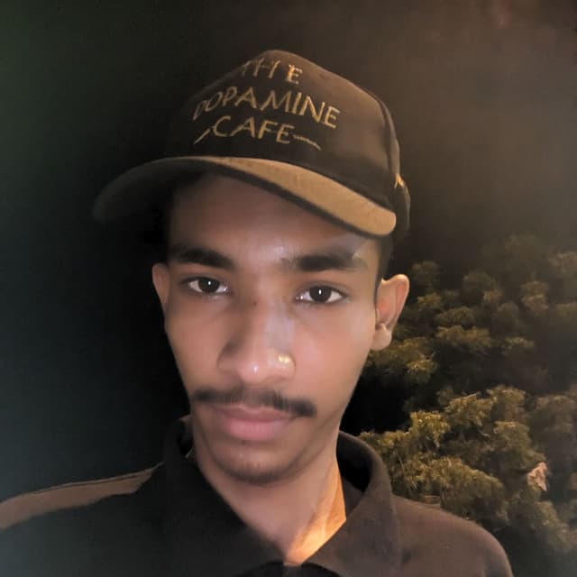 Aks Paisa