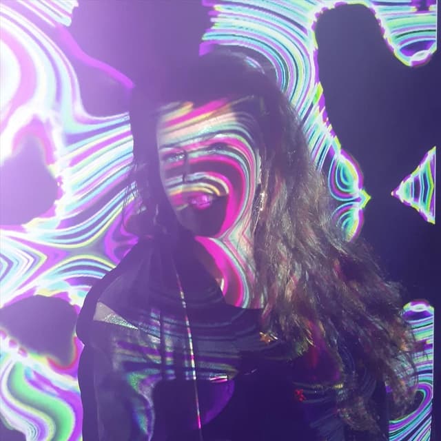 Galaxy Cameo