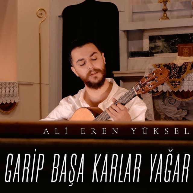 Garip Başa Karlar Yağar