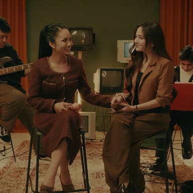 Mencintaimu (Live From See You On Wednesday)