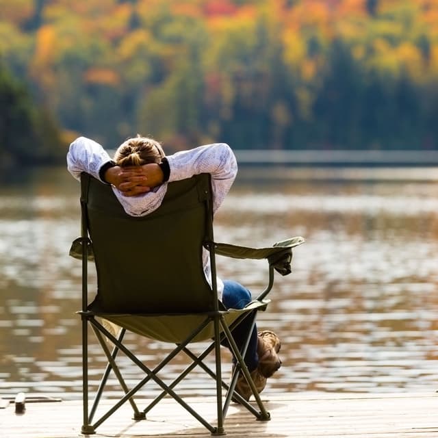River Bliss: A Theta Waves Serenade for Total Relaxation