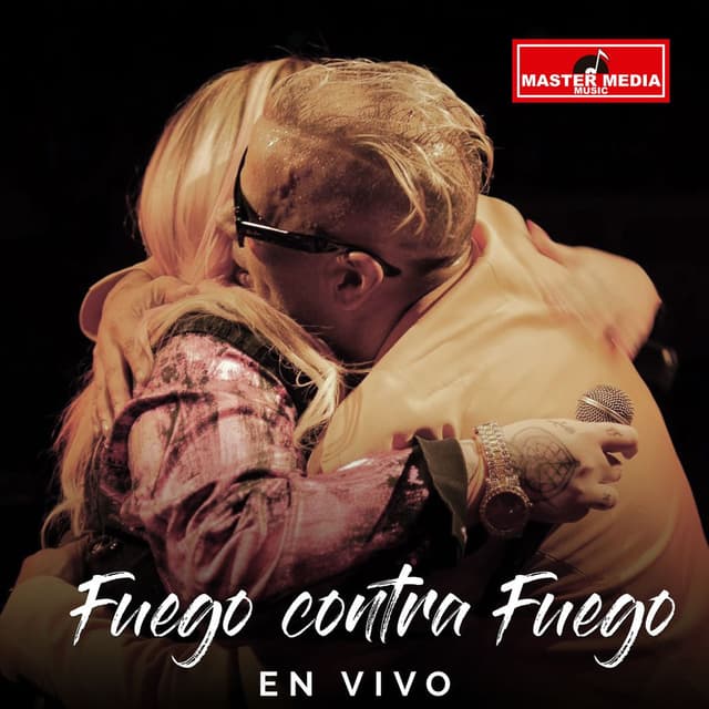 Fuego Contra Fuego (En Vivo)